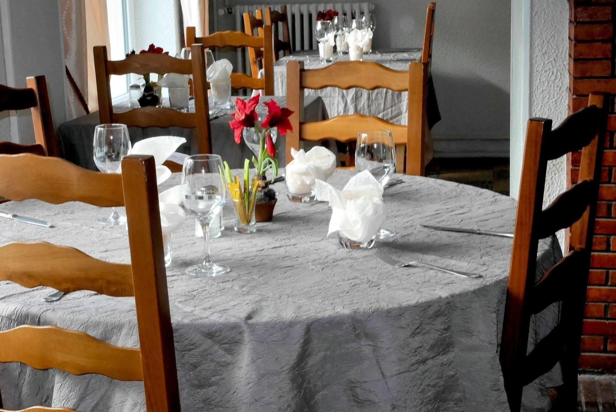 Auberge Le Rabelais Malay-le-Petit Eksteriør bilde