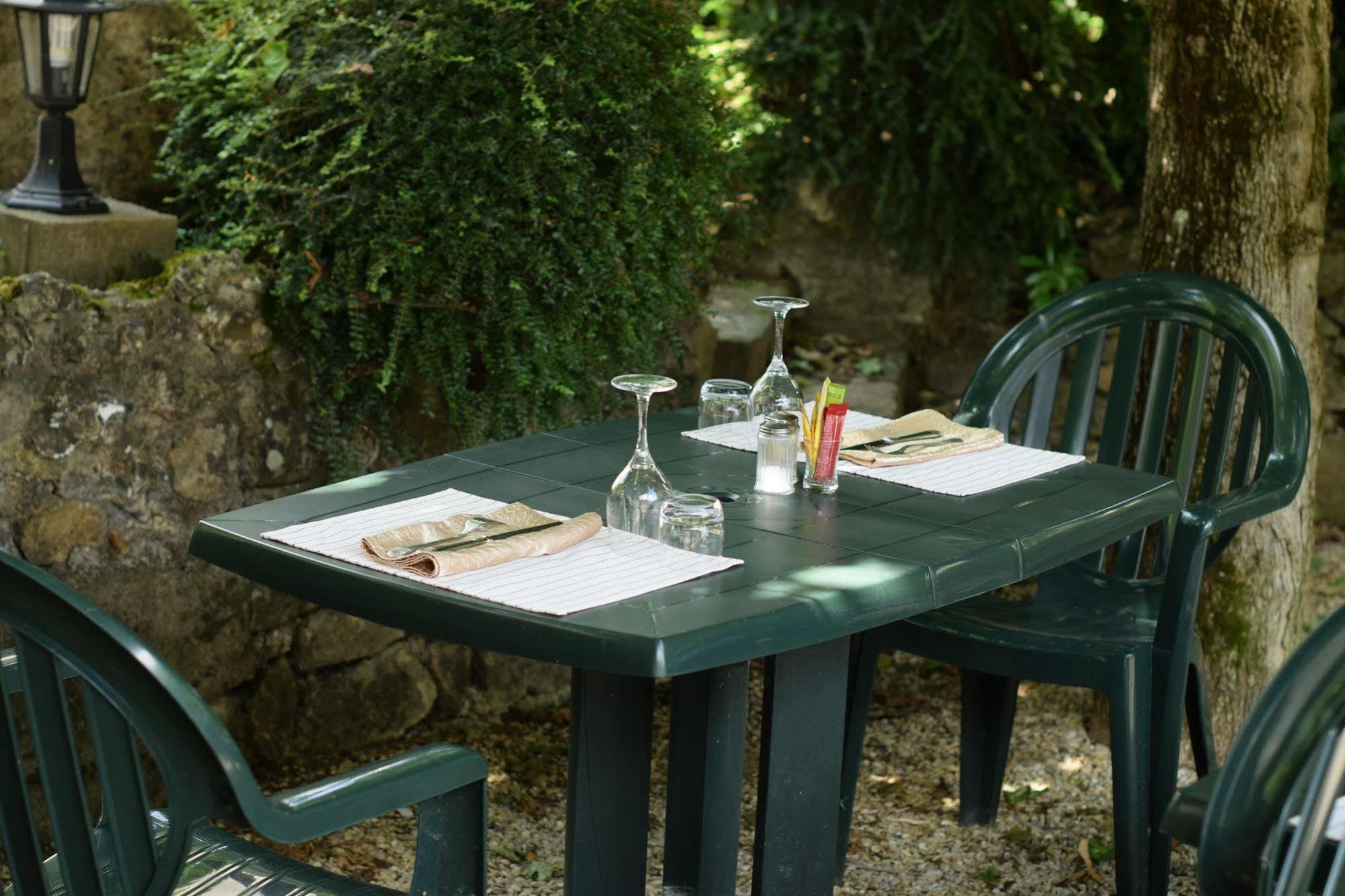 Auberge Le Rabelais Malay-le-Petit Eksteriør bilde