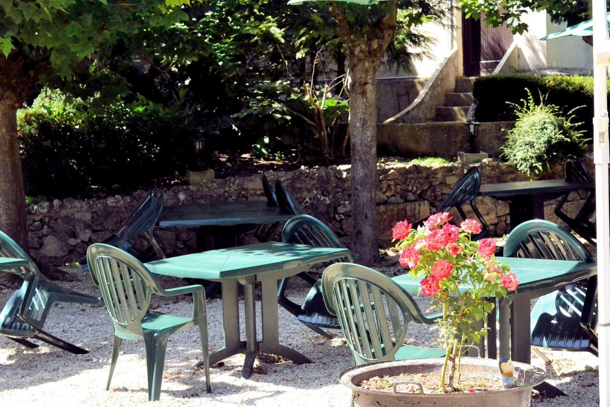 Auberge Le Rabelais Malay-le-Petit Eksteriør bilde