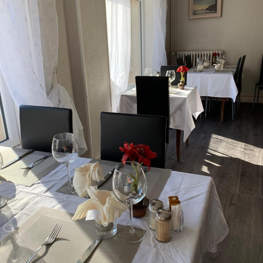 Auberge Le Rabelais Malay-le-Petit Eksteriør bilde